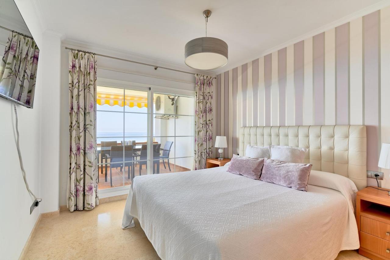 Neptuno Malaga Apartamento De Lujo Ринкон-де-ла-Викториа Экстерьер фото
