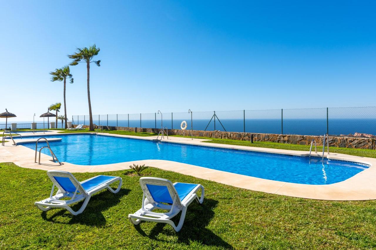 Neptuno Malaga Apartamento De Lujo Ринкон-де-ла-Викториа Экстерьер фото
