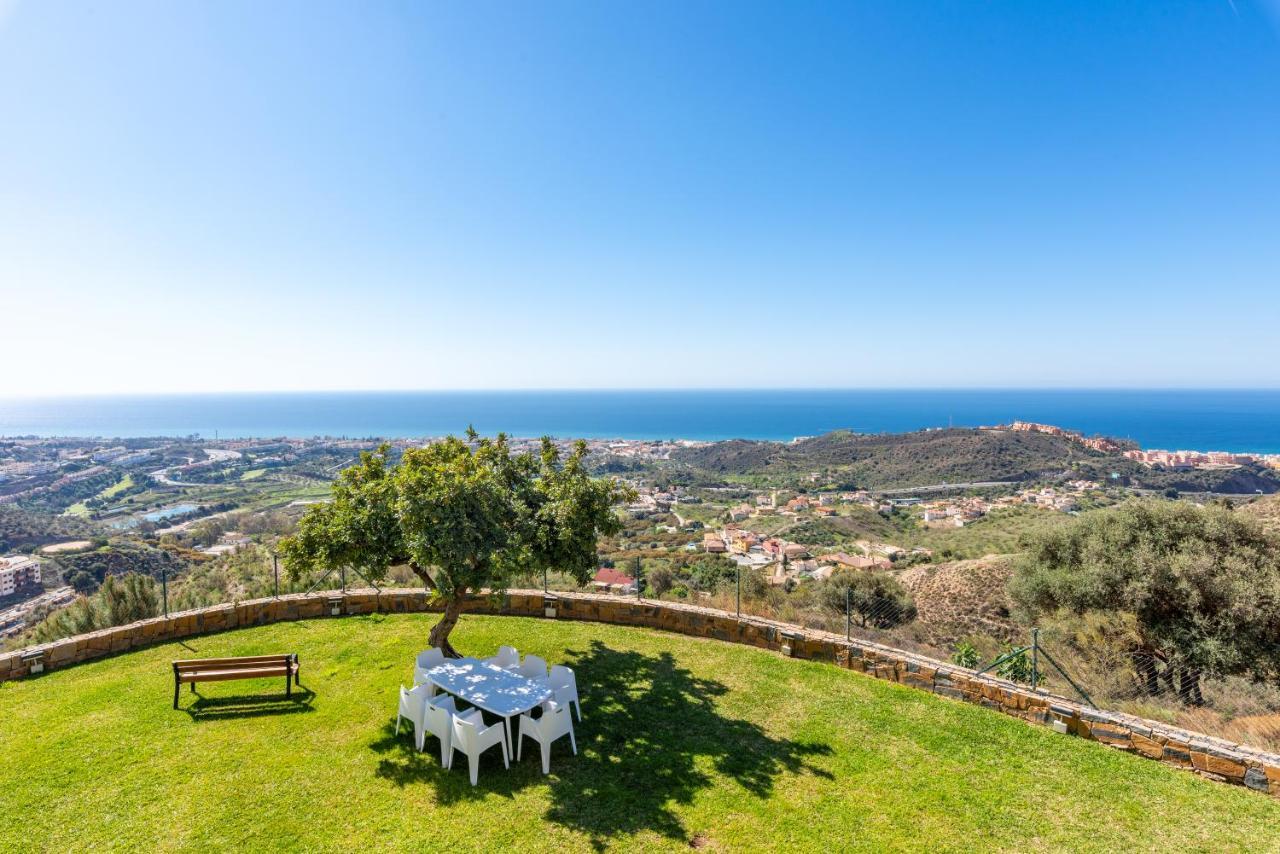 Neptuno Malaga Apartamento De Lujo Ринкон-де-ла-Викториа Экстерьер фото