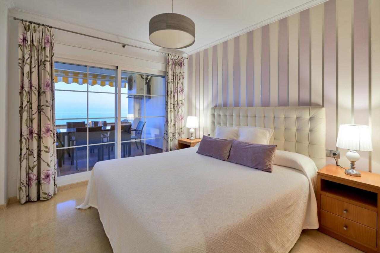 Neptuno Malaga Apartamento De Lujo Ринкон-де-ла-Викториа Экстерьер фото