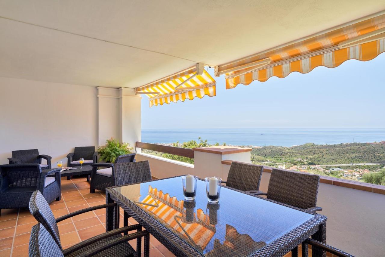 Neptuno Malaga Apartamento De Lujo Ринкон-де-ла-Викториа Экстерьер фото