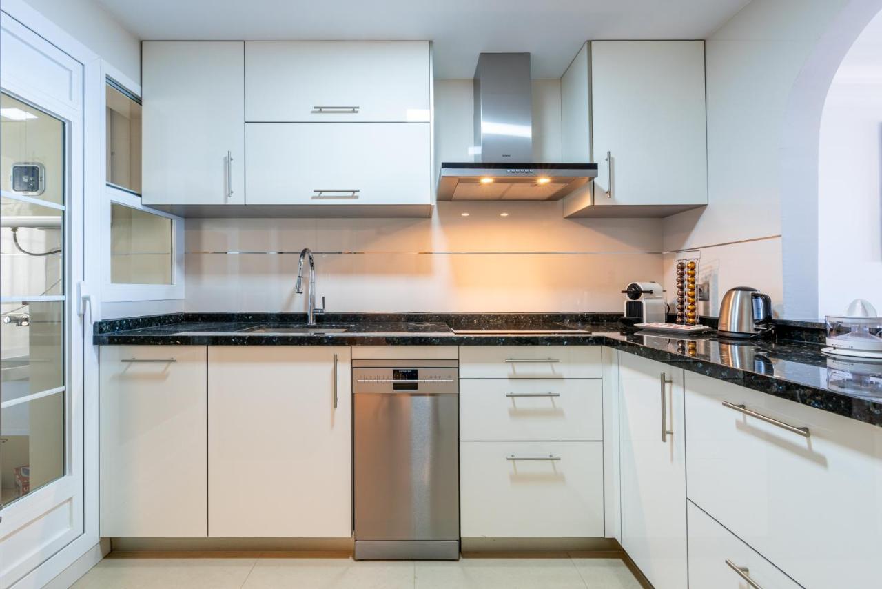 Neptuno Malaga Apartamento De Lujo Ринкон-де-ла-Викториа Экстерьер фото